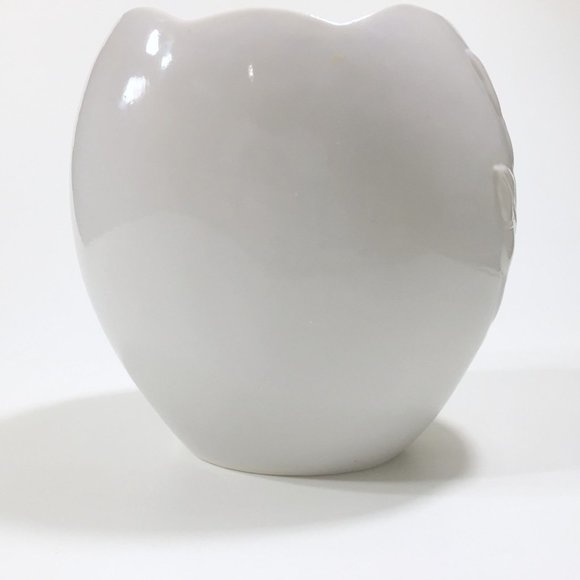 Vintage FTD 1993 Embossed Mother Child Hands White Pink Ceramic Planter Vase - Picture 2 of 8